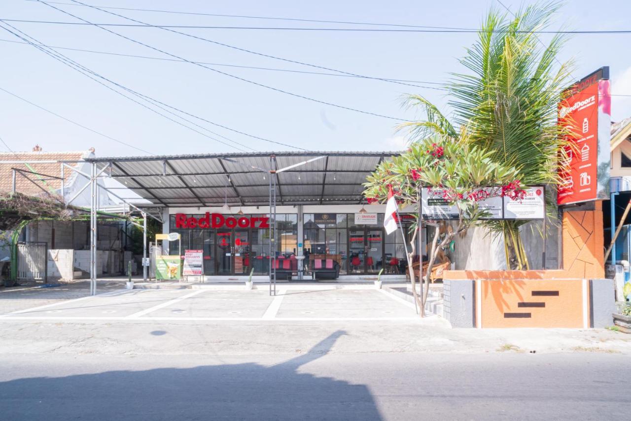 Reddoorz Syariah At Winong Nganjuk Hotel Exterior photo